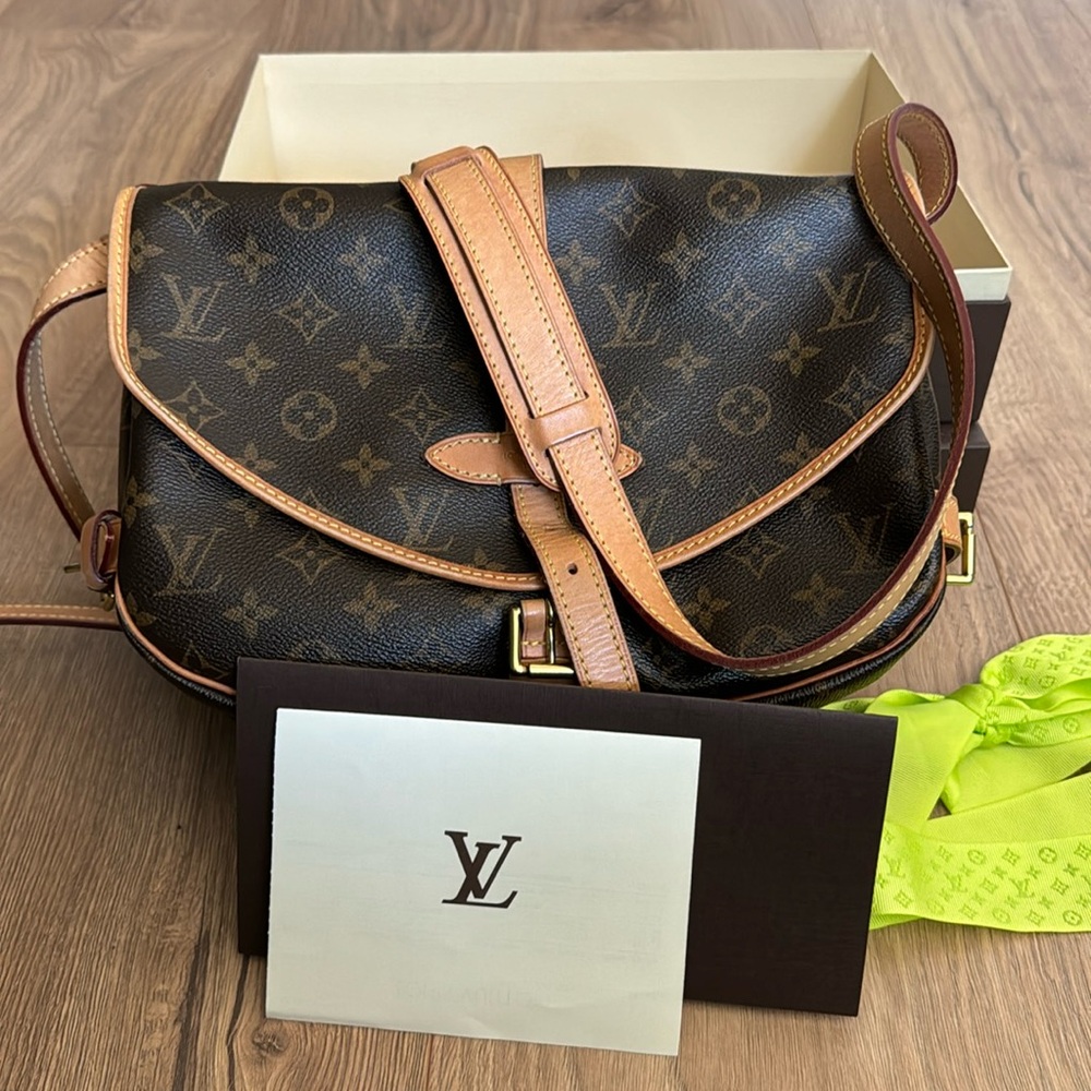 Louis Vuitton Saumur MM Monogram
